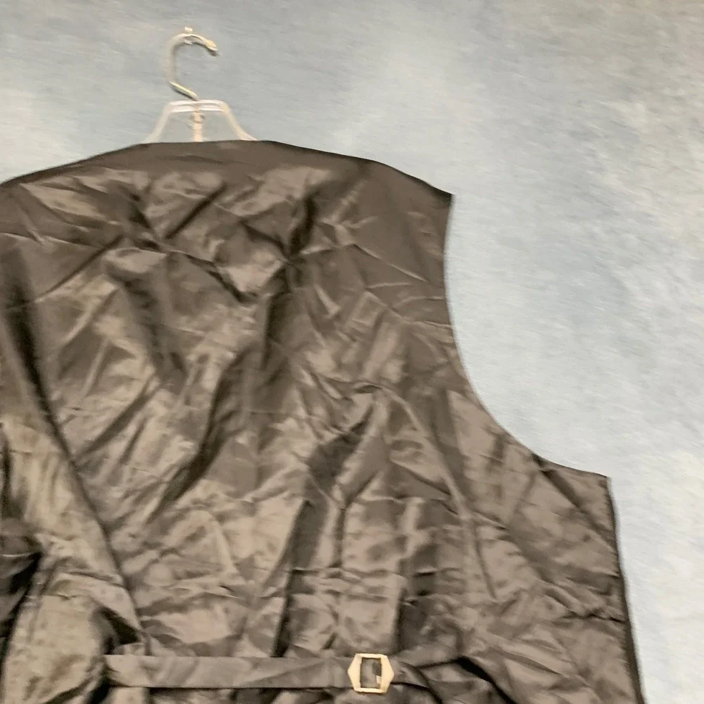 Van Heusen Single Breasted Suit Satin Vest Mens 2XL Black Slim V Neck Sleeveless